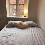Cosy Mini In Old Town 아파트 *